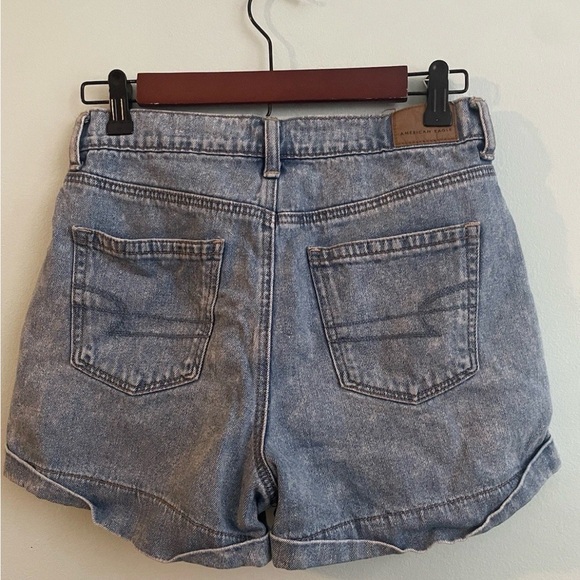 American Eagle Outfitters Light Blue Jean Shorts - Picture 2 of 2